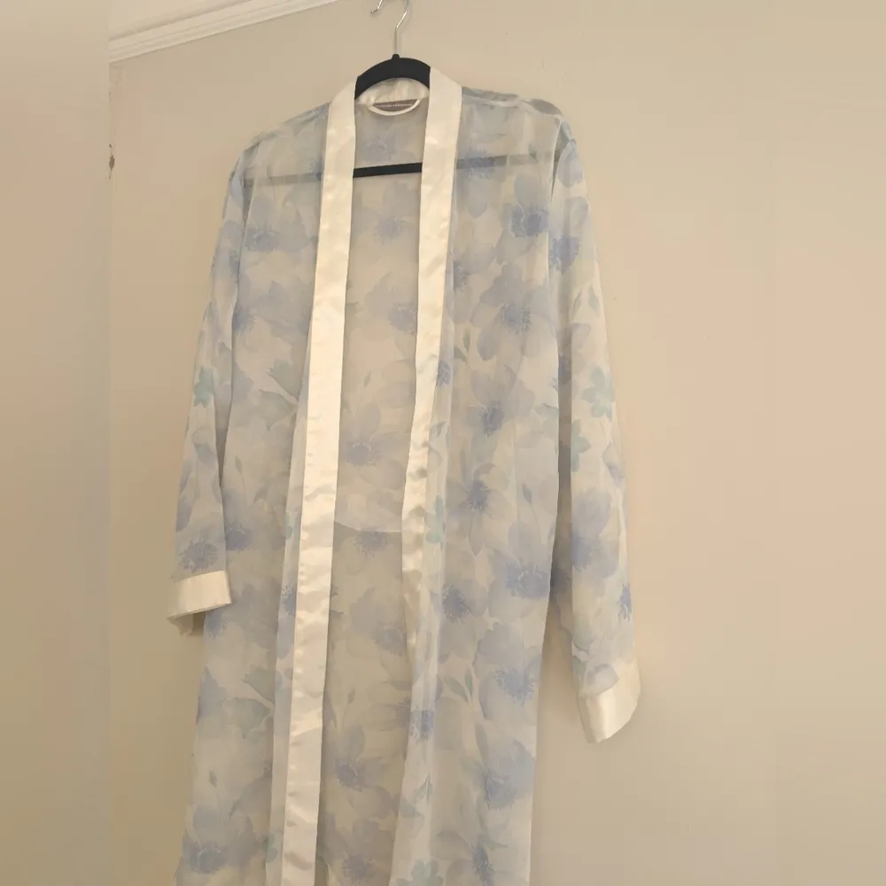 Set! Vintage Valerie Stevens Floral Robe & Slip Lingerie Set – Size M - Image 8