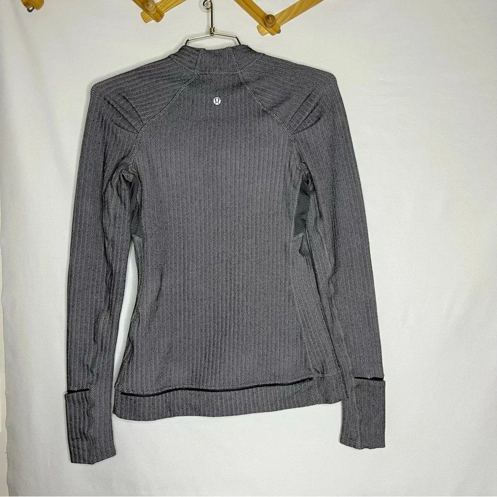Lululemon Think Fast Long Sleeve Heathered Herringbone Heathered Black Size 4 - Image 4