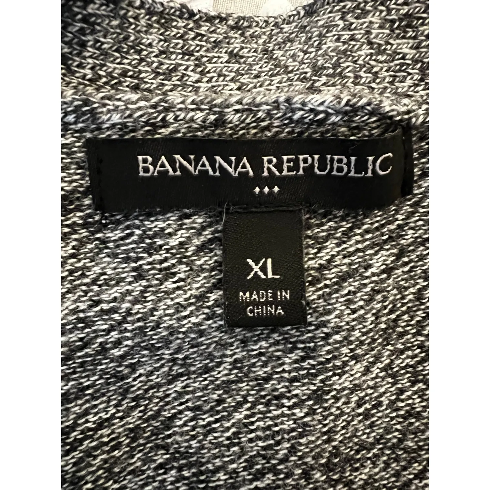 Banana Republic Factory marled gray v-neck button front Cardigan Size XL - Image 5