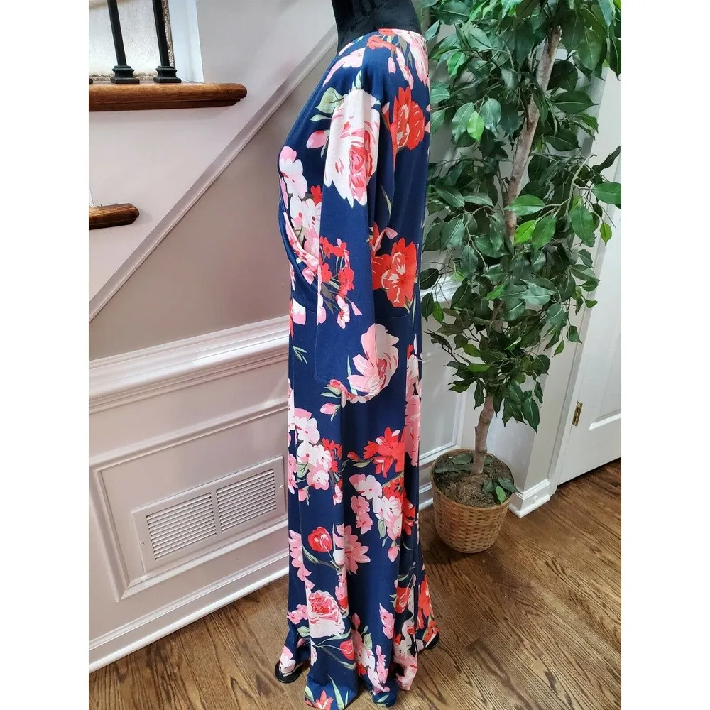 Blue Floral Women's Polyester V - Image 5