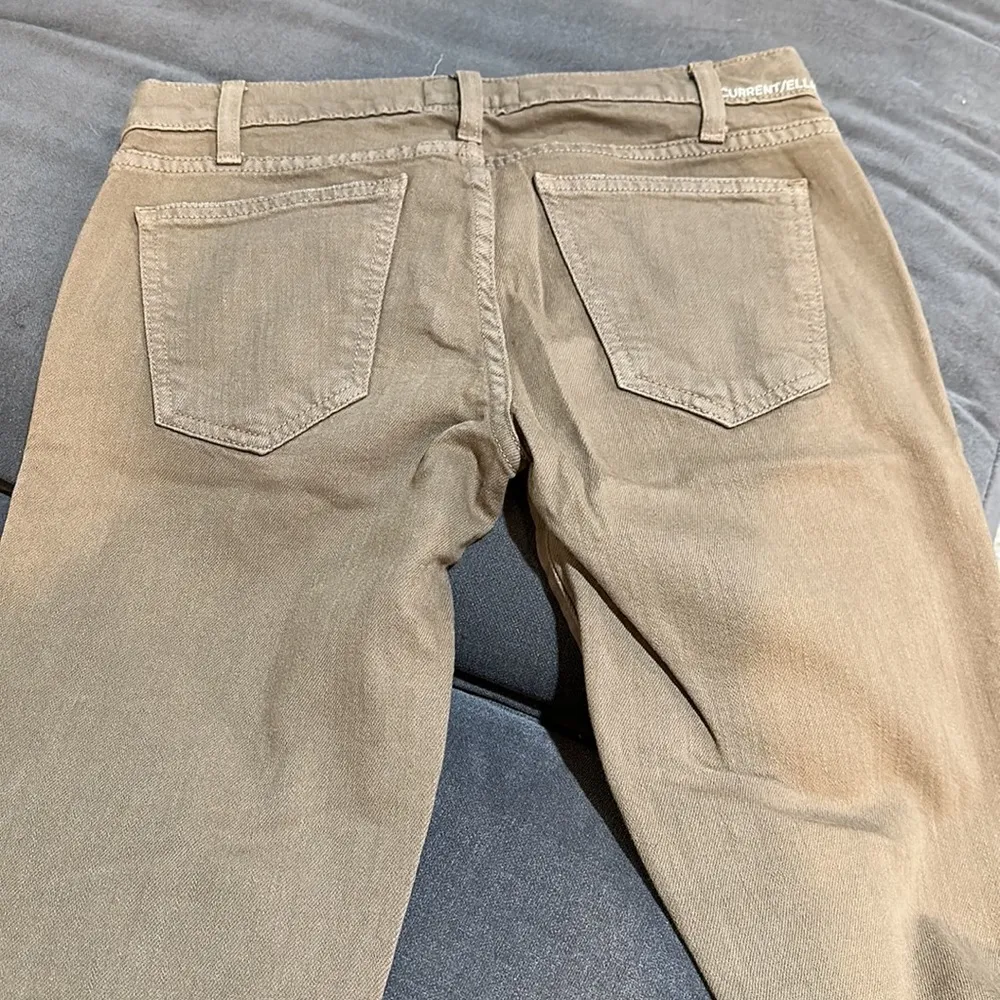 Current Elliot skinny jeans, excellent condition size 26 - Image 3