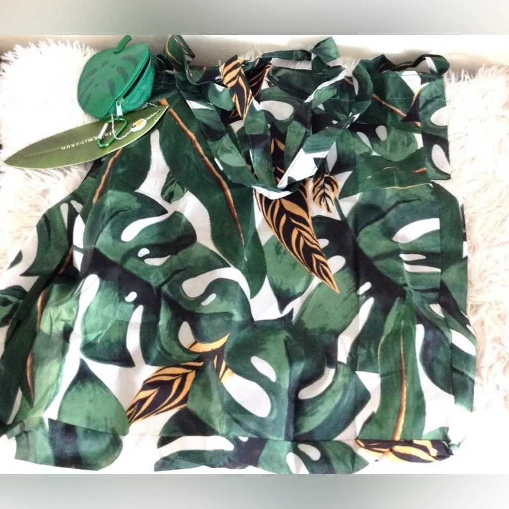 Farm Rio - Monstera Leaf Foldable Tote | NWT | On-the-Go & Travel! Sold Out! - Image 7