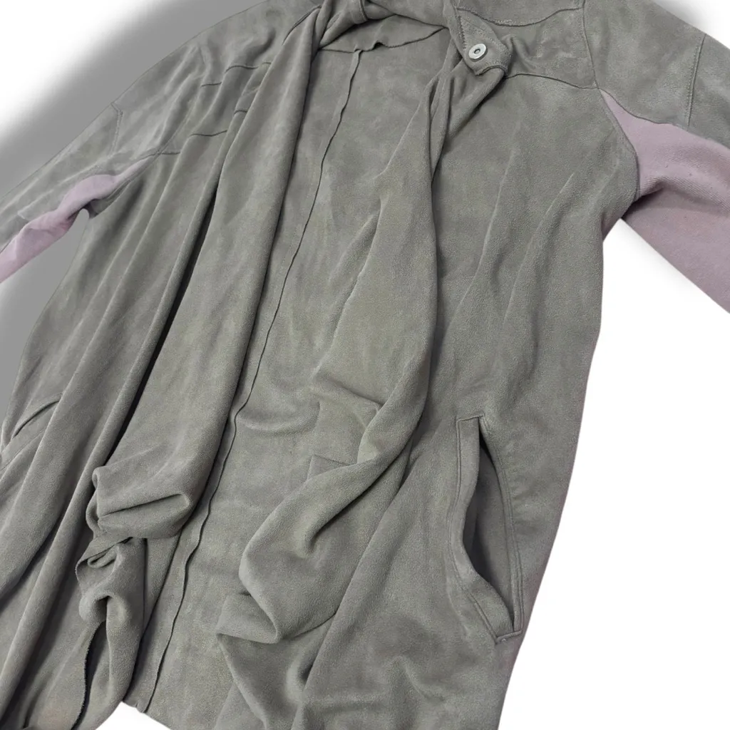 Blank NYC Greyish Taupe Drape Faux Suede Jacket Medium - Image 4
