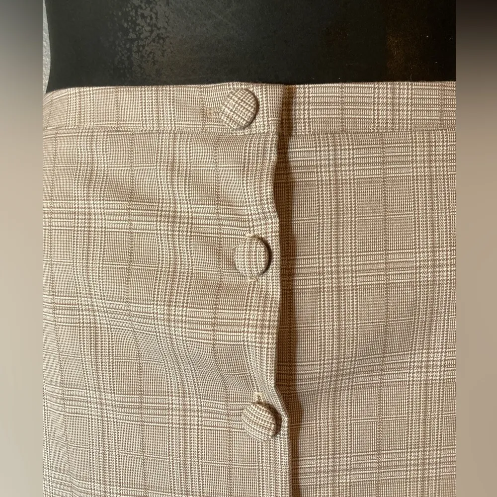 Forever 21 tan plaid button up skirt NWT - Image 3