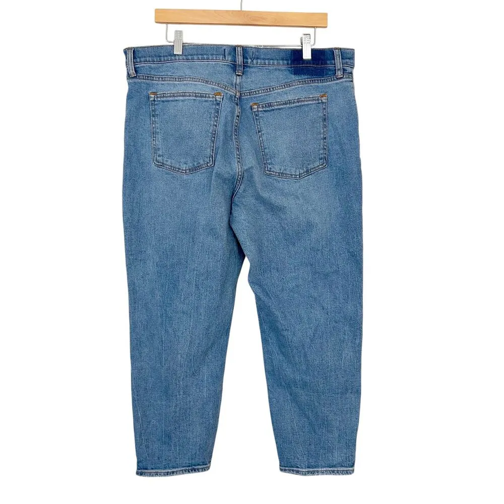 Abercrombie The Mom High Rise Jeans Sz 16S - Image 4