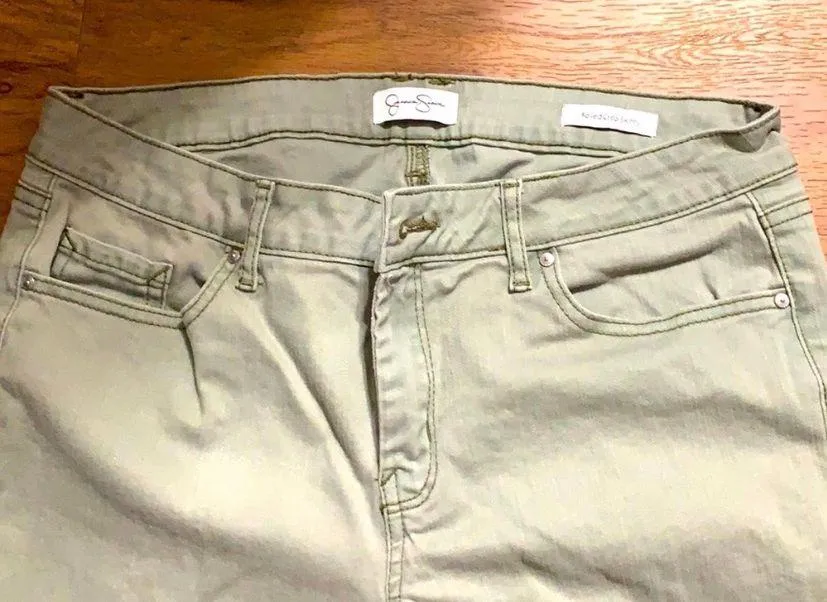 Rolled crop skinny jeans Size 12/31 Green - Image 3