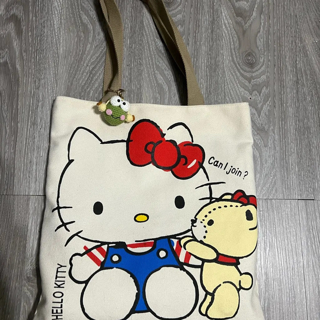 Hello Kitty Tote Bag with Red and Blue Accents - Image 2