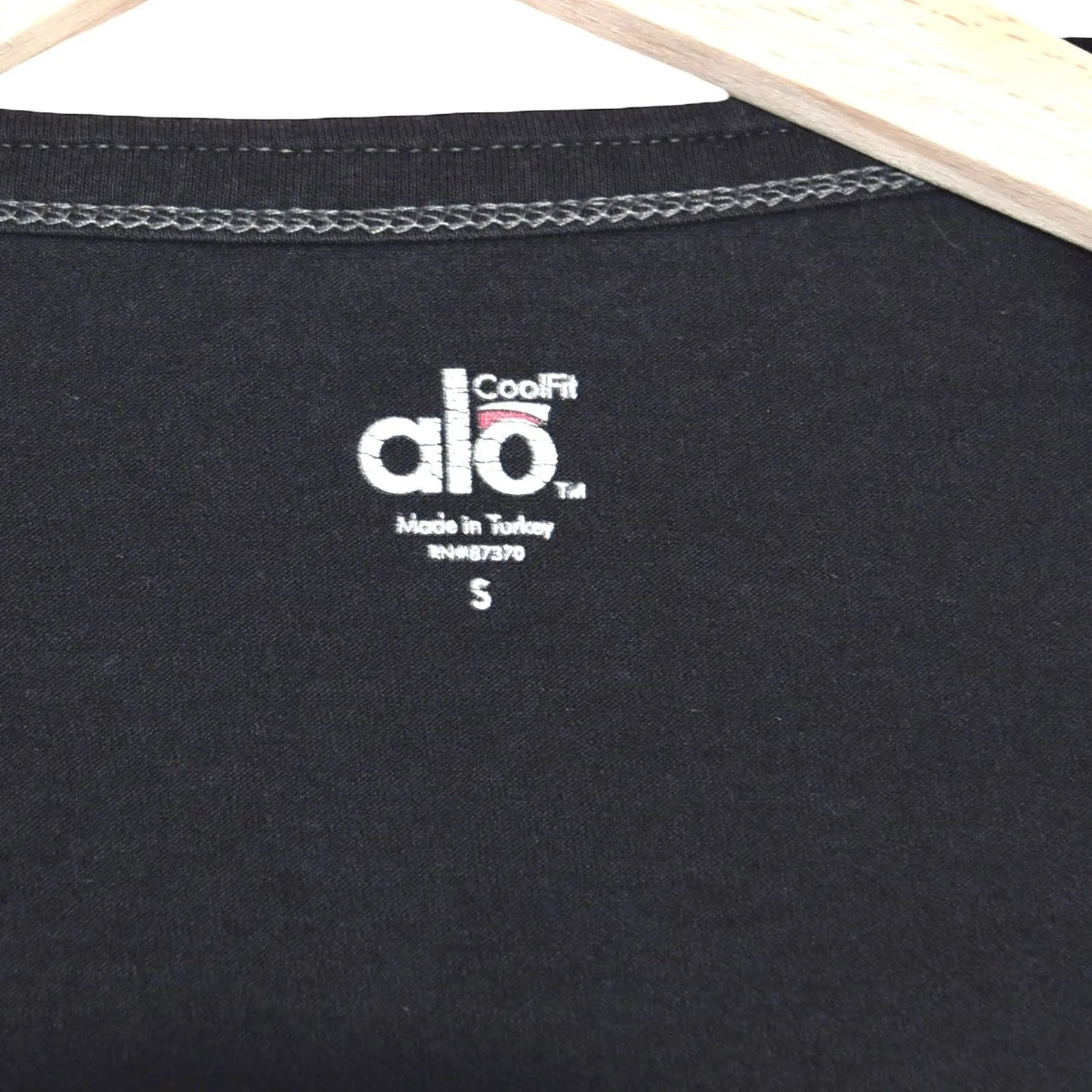 ALO Yoga Classic Black Tank Top - Image 8