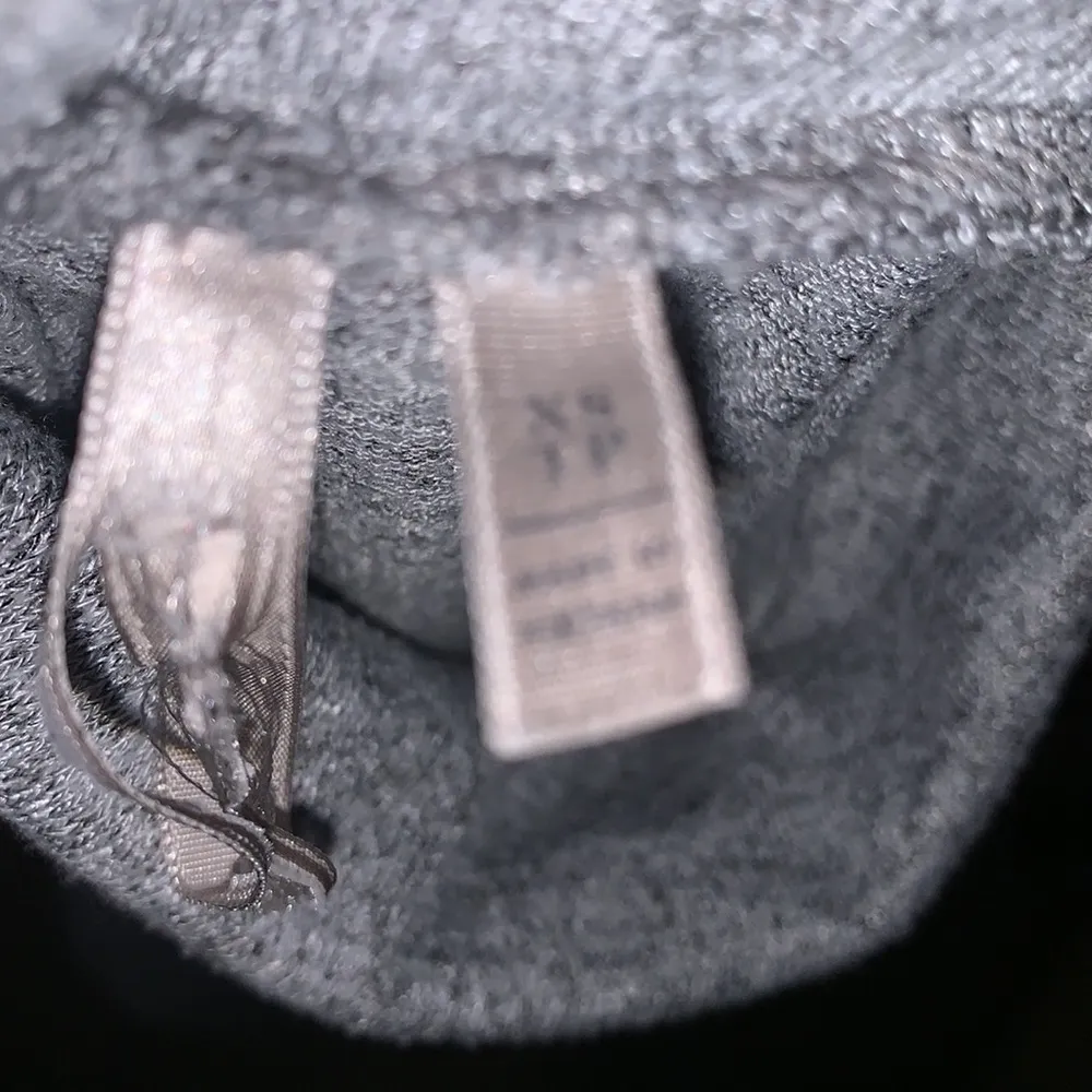 Banana Republic the signature tee gray turtleneck shirt - Image 5