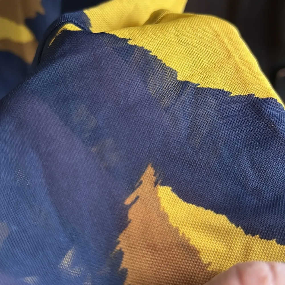 EUC CAbi Midnight Strech Dress Navy Gold Size XS - Image 11