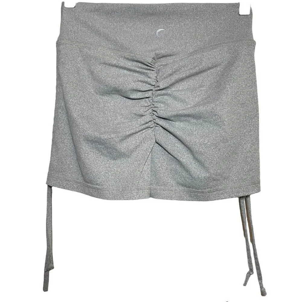 Zyia Active Gray Brilliant Double Scrunchy Hustle Shorts Heather Gray Medium - Image 3