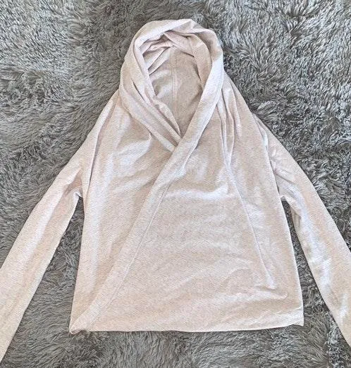 Lululemon Iconic Wrap - Image 4