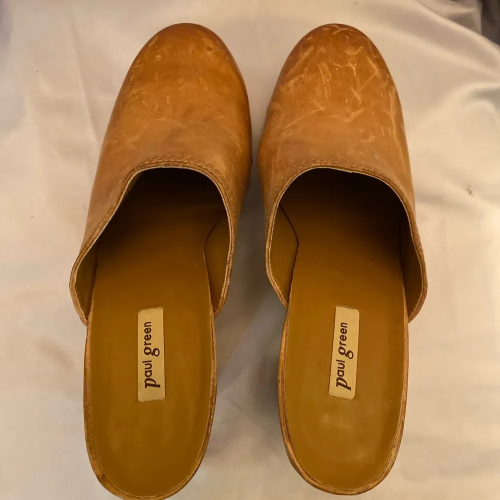 Tan Clog with 3.5” Heel - Image 8
