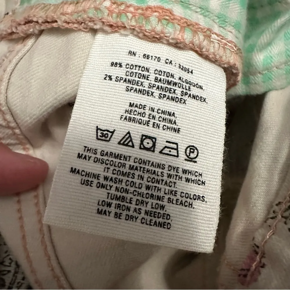 ANTHROPOLOGIE Pilcro & The Letterpress Pants Floral Stet Ankle Crop - Image 6