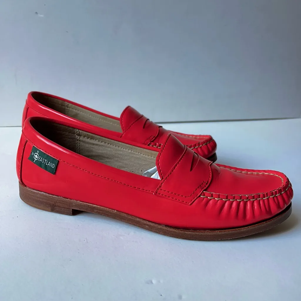 EASTLAND• Chandler Coral Patent Leather Loafers•Sz 8 - Image 3