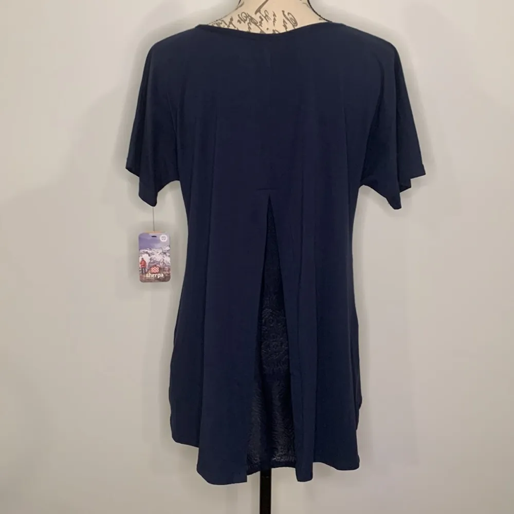 Sherpa Adventure Gear NWT ‘Maya’ top inverted lace inset back L Blue Size L - Image 3