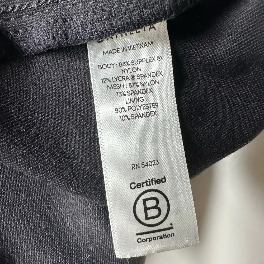 Athleta Black Metro Downtown Skort Size MT - Image 9