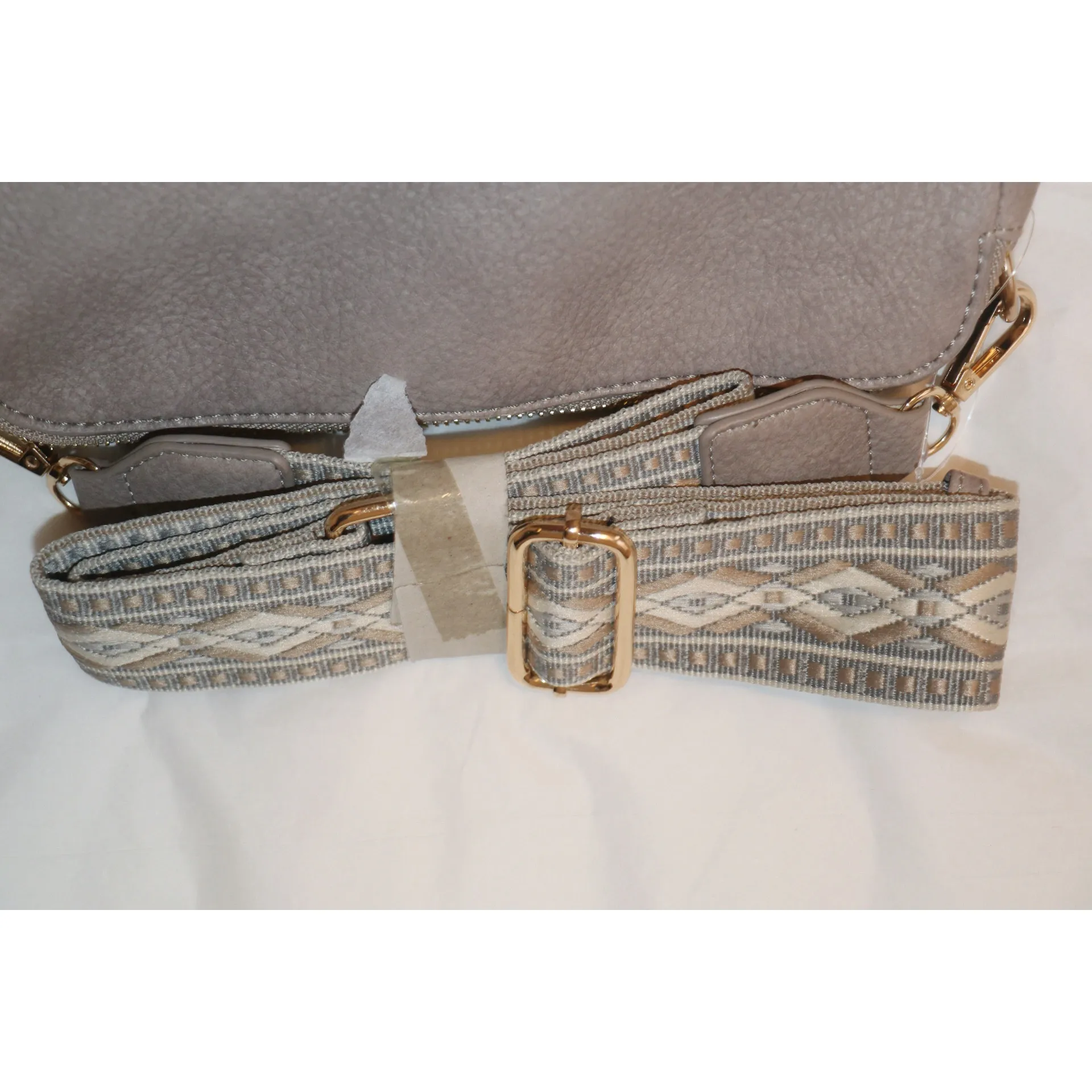 Sugu andrea triple compartment shoulder bag with detachable strap Gray - Image 4