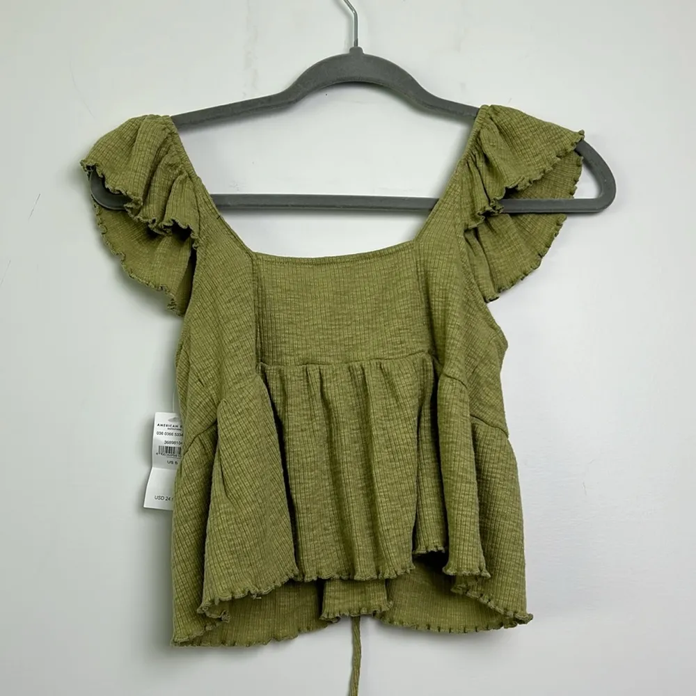 American Eagle| Green Lettuce Hem Crop Top sz Small - Image 5