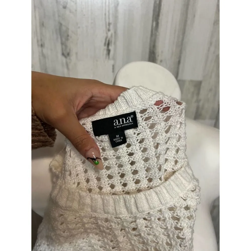 White winter sweater - Image 4