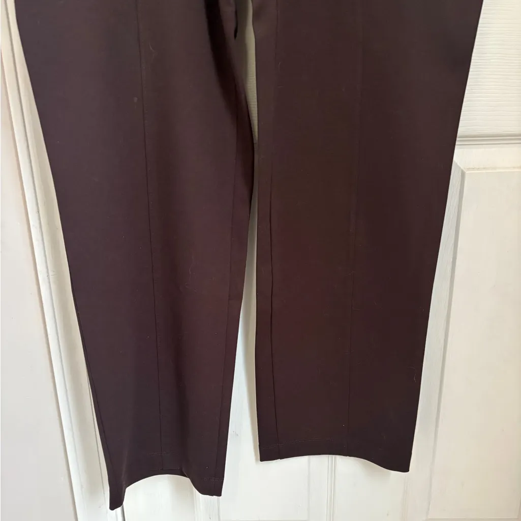 Nygard Slims by Peter Nygard Straight Leg Cropped Pull-On Pants in Brown - Image 4