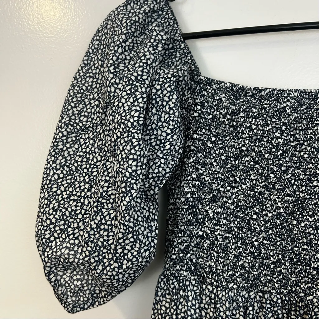 Nation LTD Pasha Blue/White Floral Puff Sleeve Smocked Midi Dress Size Small - Image 5