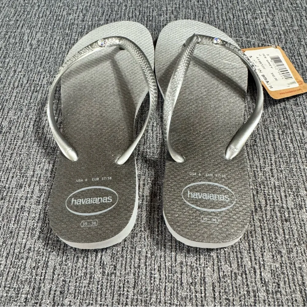 Havaianas Ice Gray Flip Flops - Image 4