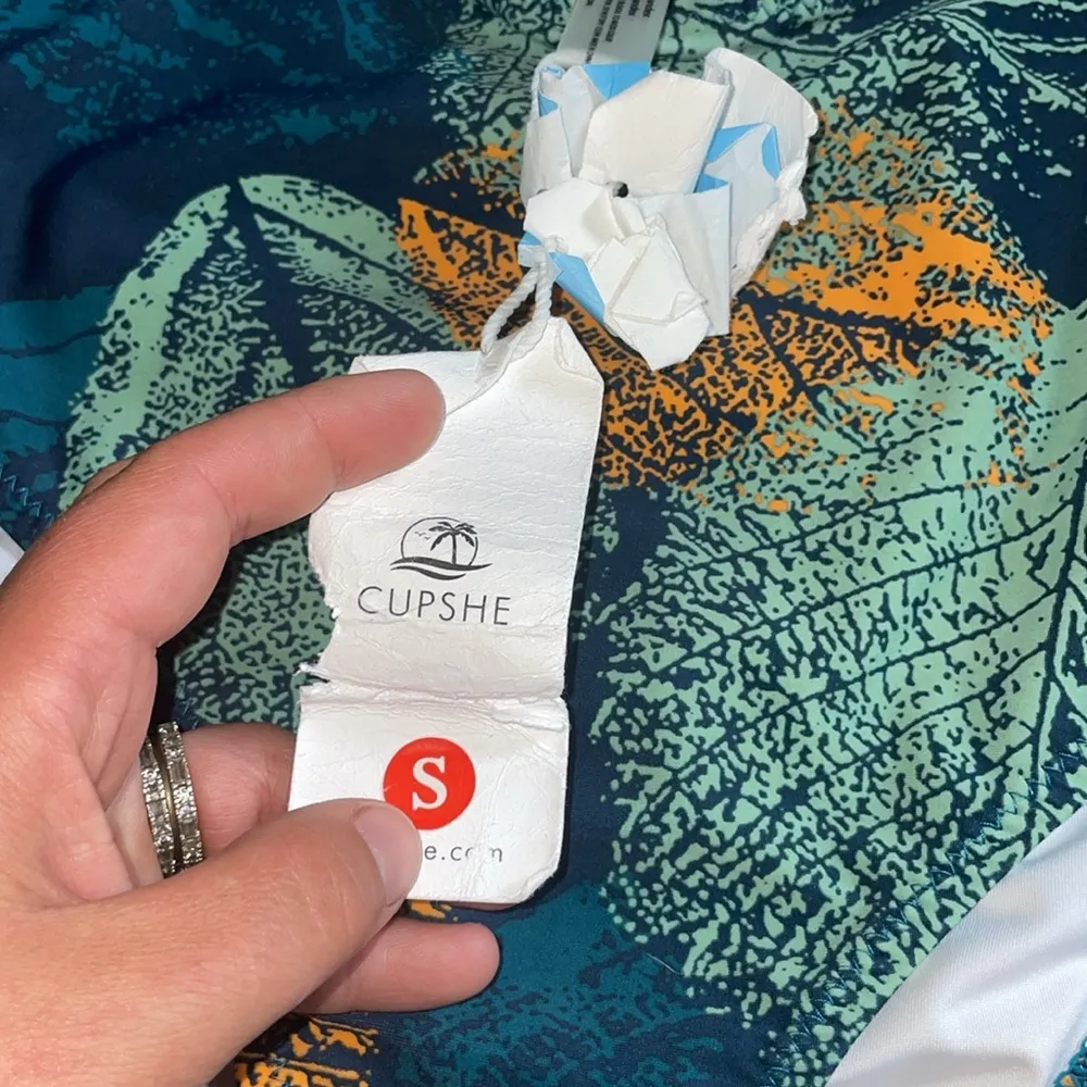 Cupshe One Piece Swimsuit - Blue and Orange Leaf Print size medium swim wear NWT - Image 6