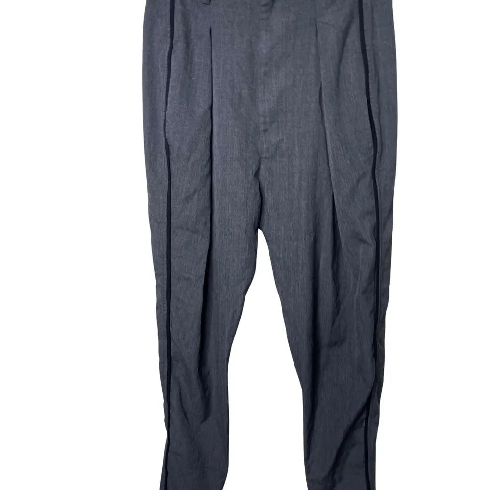 Bassike grey wool pleated front unique design tapered zip ankle leg pants sz 0 Gray - Image 13