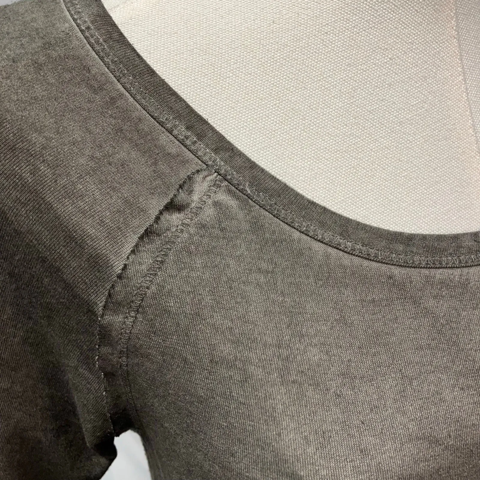 Dantelle Oil Dye Ruffle Hem Tunic Top Grey Womens small Drop Waist‎ Boho Grunge - Image 7