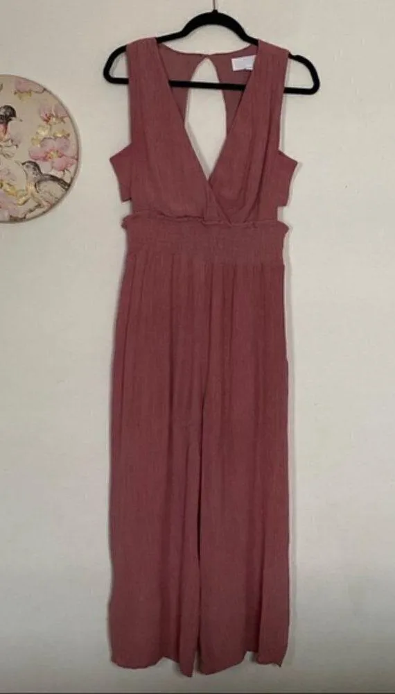 Superfoxx Light Pink Sleeveless Jumpsuit with Cutouts Size Medium Like New - Image 3