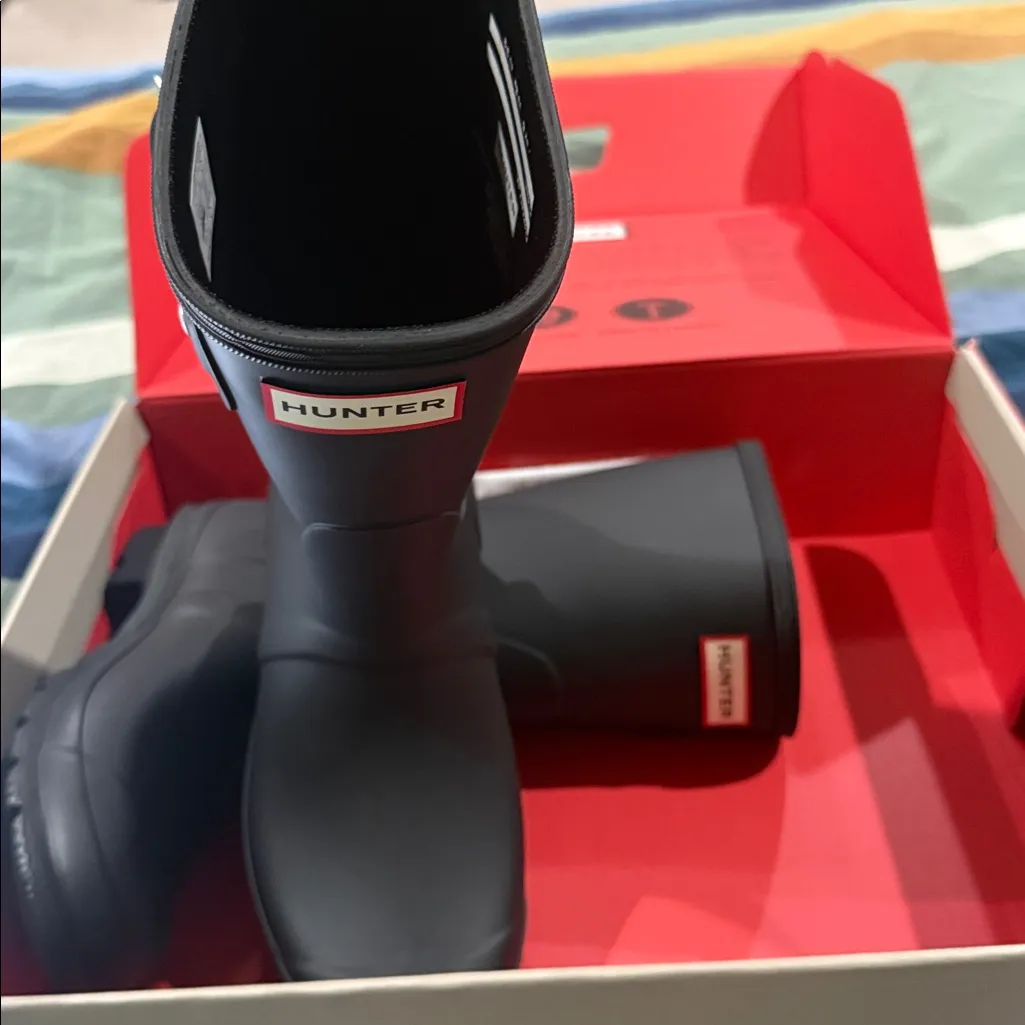 NEW NIB HUNTER Original Short Matte Rain Boot Black SZ-8 - Image 12