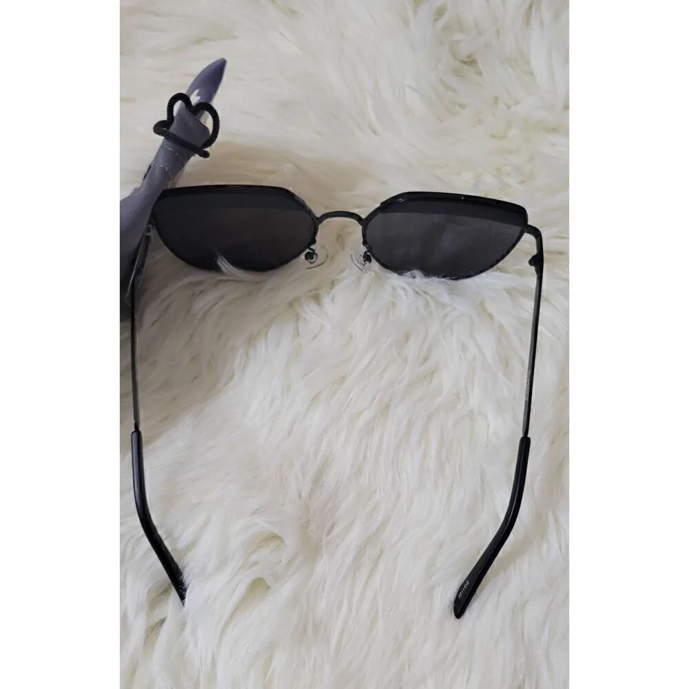 SMNY A Steve Madden Brand Cat Eyed Sunglasses Black - Image 5