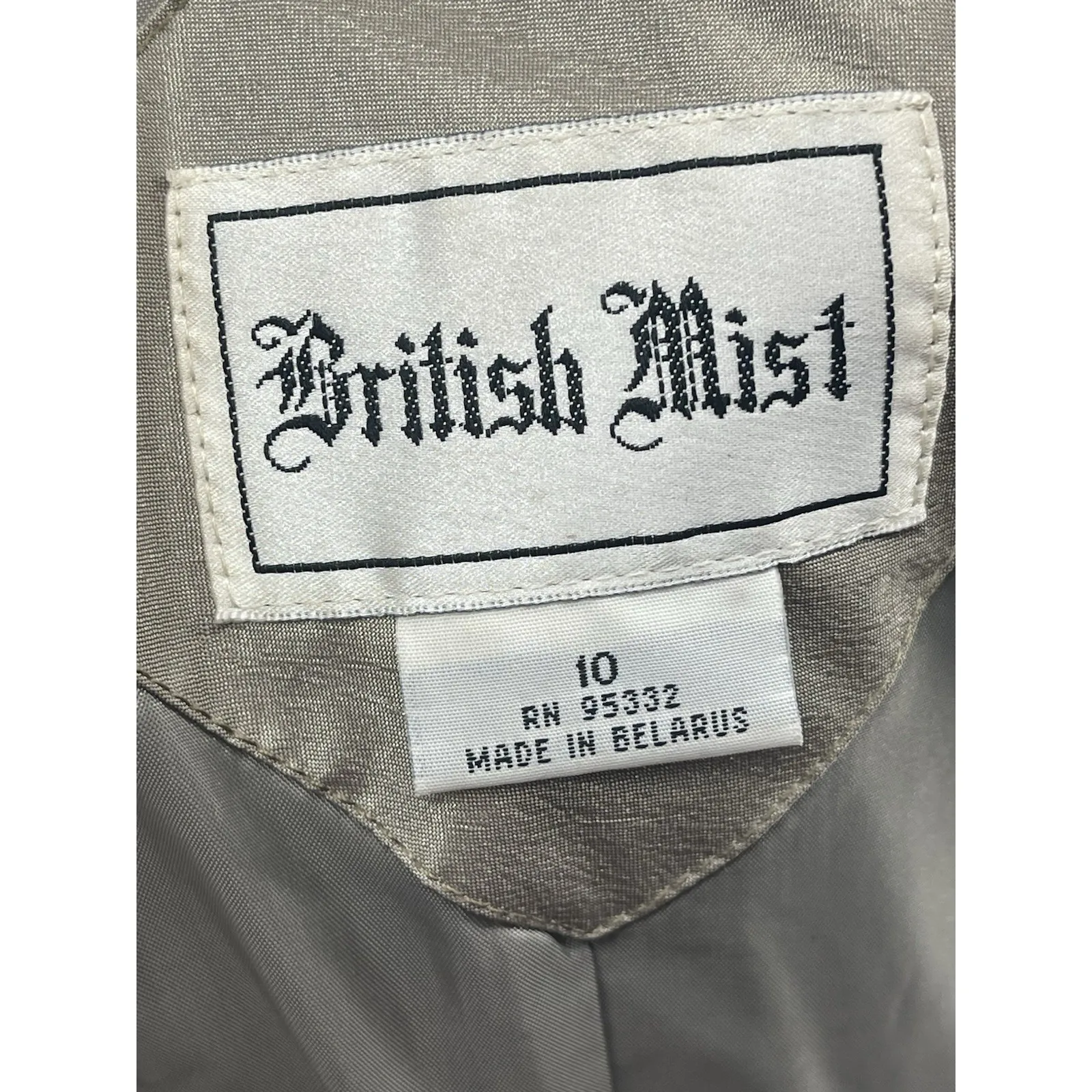 VTG British Mist Long Double Breast Trench Raincoat Womens Sz 10 Retro Old Money - Image 2
