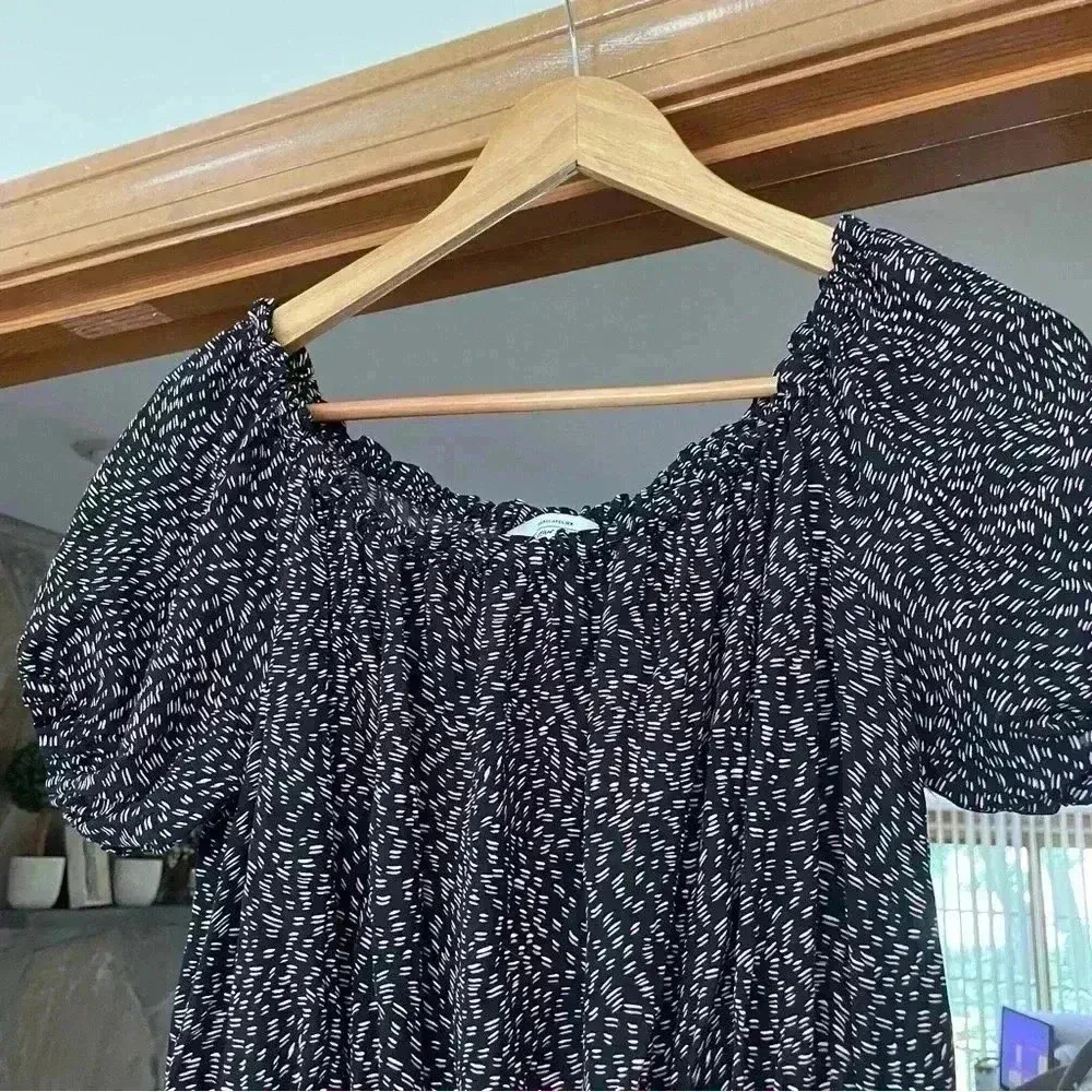 & Other Stories Black And PinknOff-the-Shoulder Elastic Waist Printed Mini Dress - Image 3