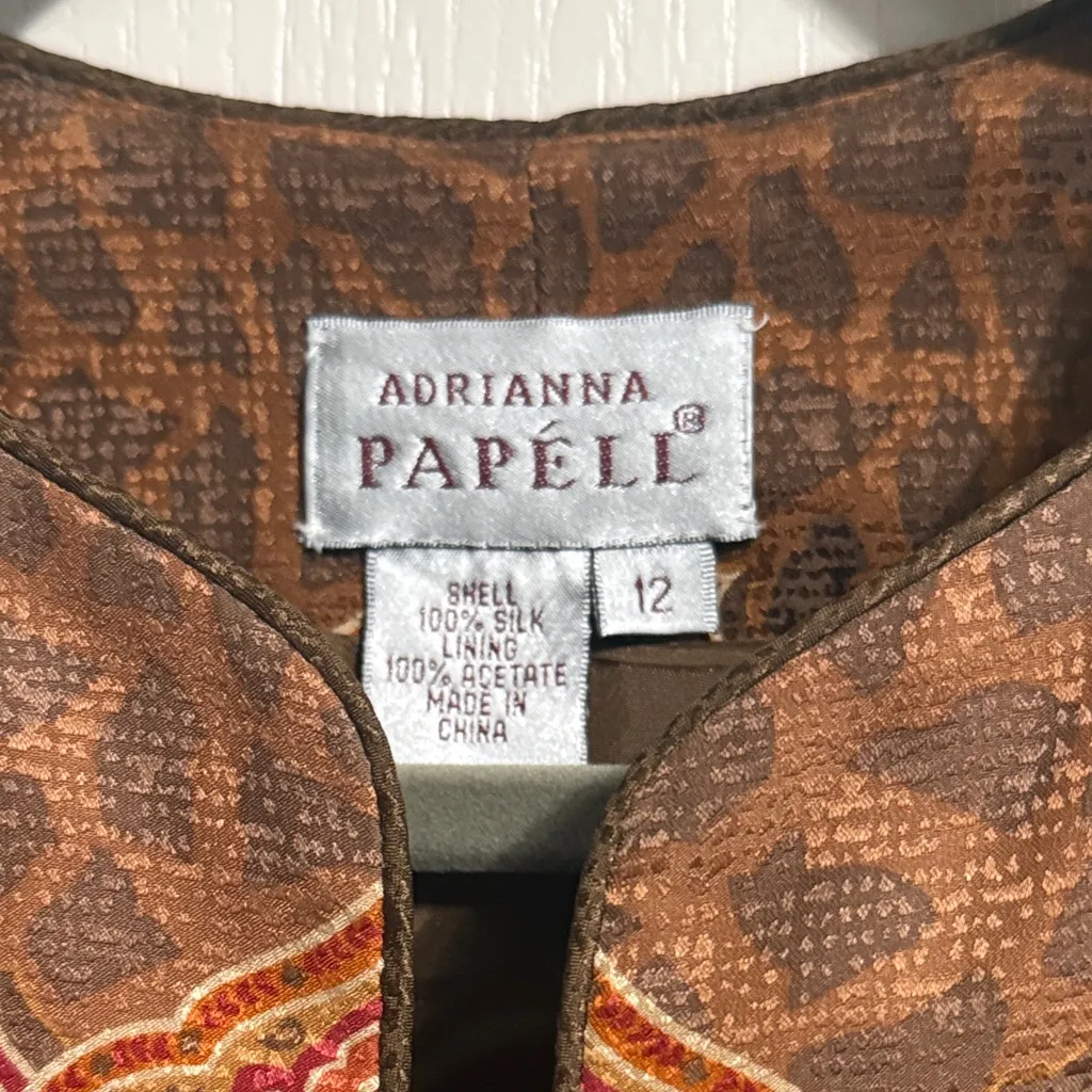 💖 Vintage 90s Adrianna Papell Ornate Boho Chic 100% Silk Blazer - Image 5