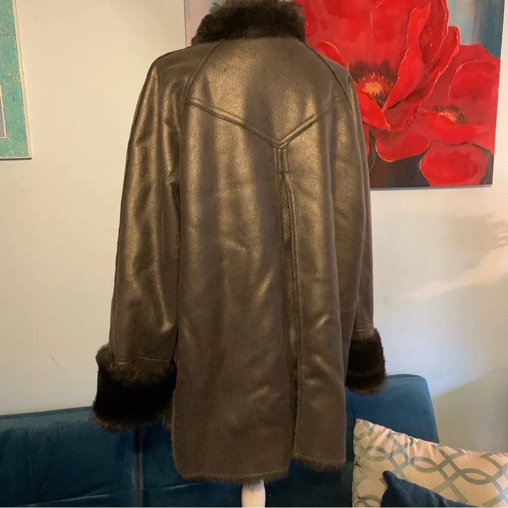 Coldwater Creek Faux Leather/Fur Metallic Silver Gray Coat, L 14/16 Jacket - Image 7