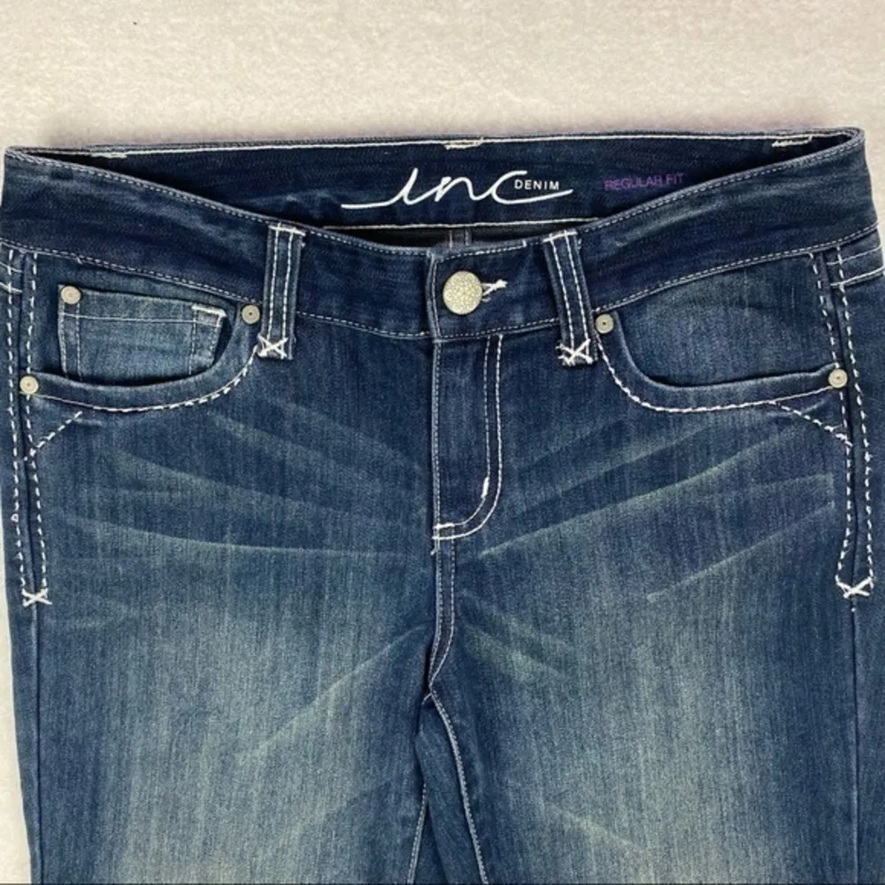 INC Petite Regular Fit Stretch Medium Wash Denim Mid Rise Capri Casual Size 6 Blue - Image 3