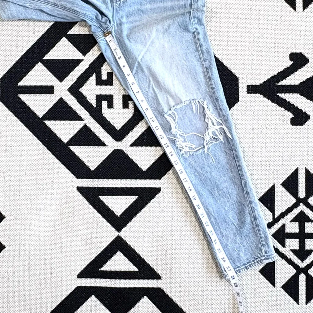 American Eagle  Strigid Mom Jean in Uber Cool Size 4 - Image 5