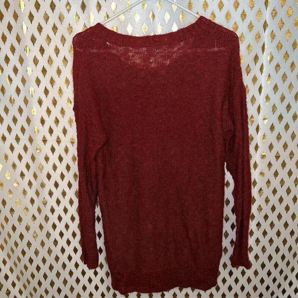 2 sweaters bundle set gray loft and red Charlotte Russe size S - Image 7