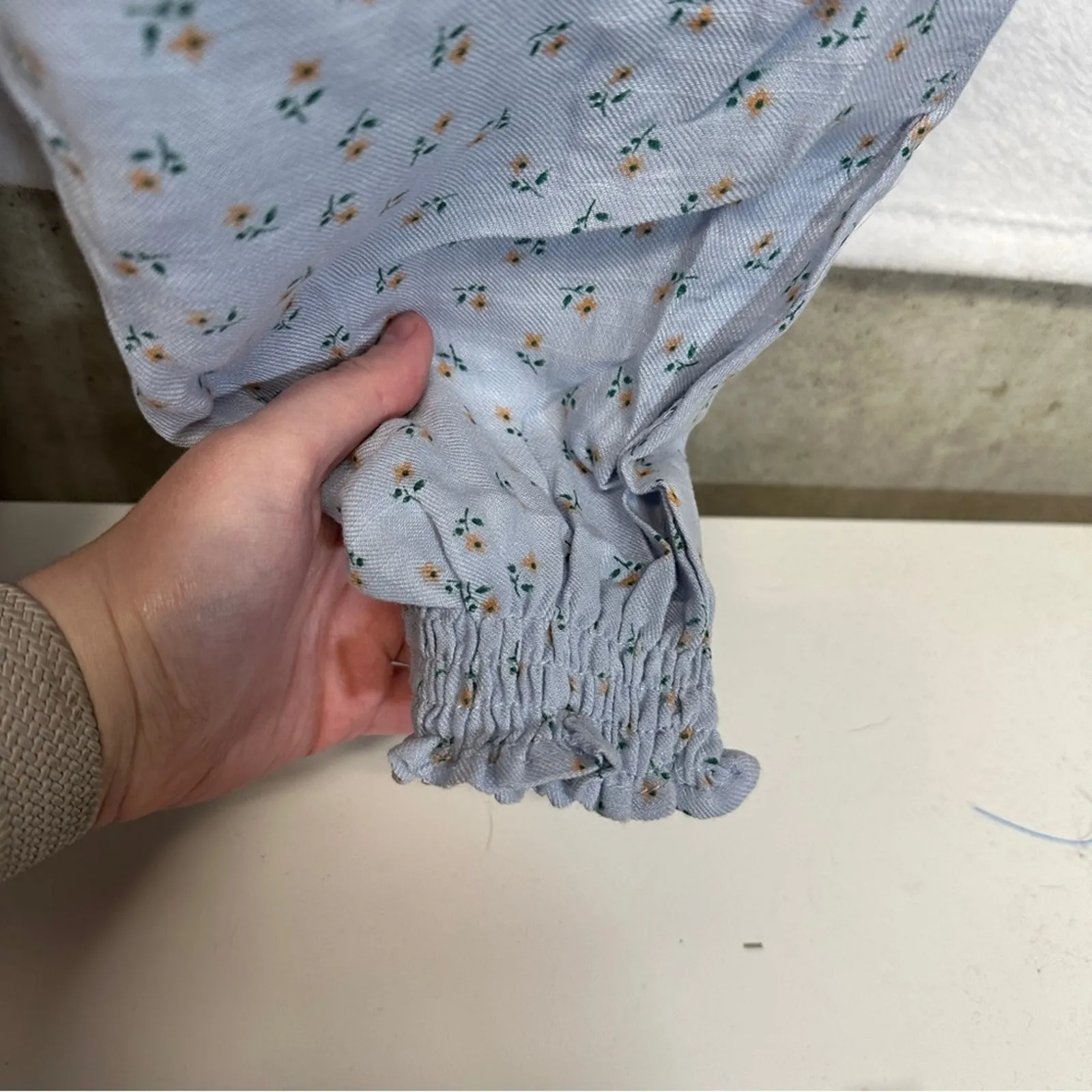 Mable Light Blue Floral‎ Print Sleeveless Crop Top and Jogger Pants Set Size S - Image 4