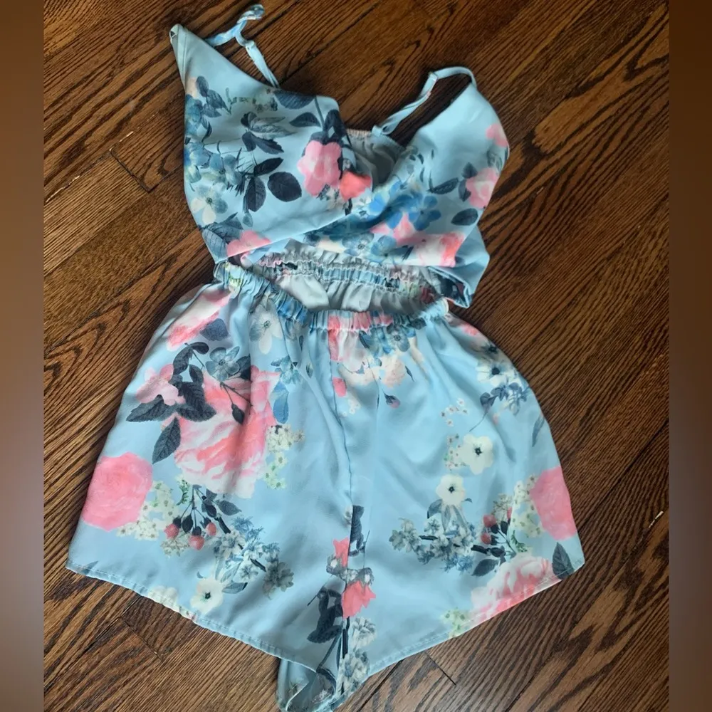 floral blue jumpsuit romper with pink and white flowers summer spring Size M - Image 2
