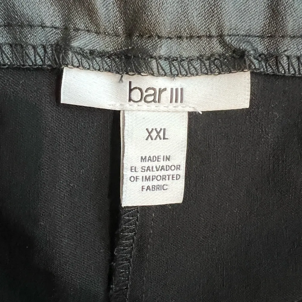 bar III matte black faux leather pants, NEW with tags, size XXL - Image 4