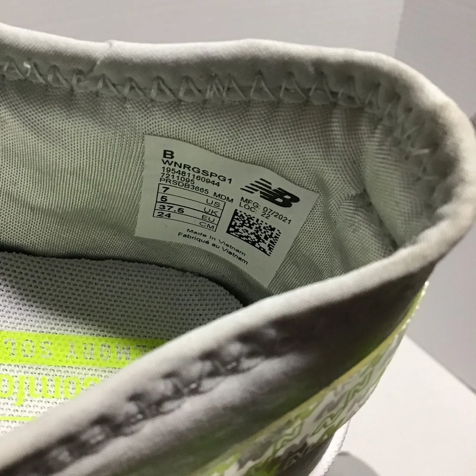 New Balance WNRSG1 Women's Athletic Shoes Gray Neon‎ Sz 7 Running Sneakers - Image 7