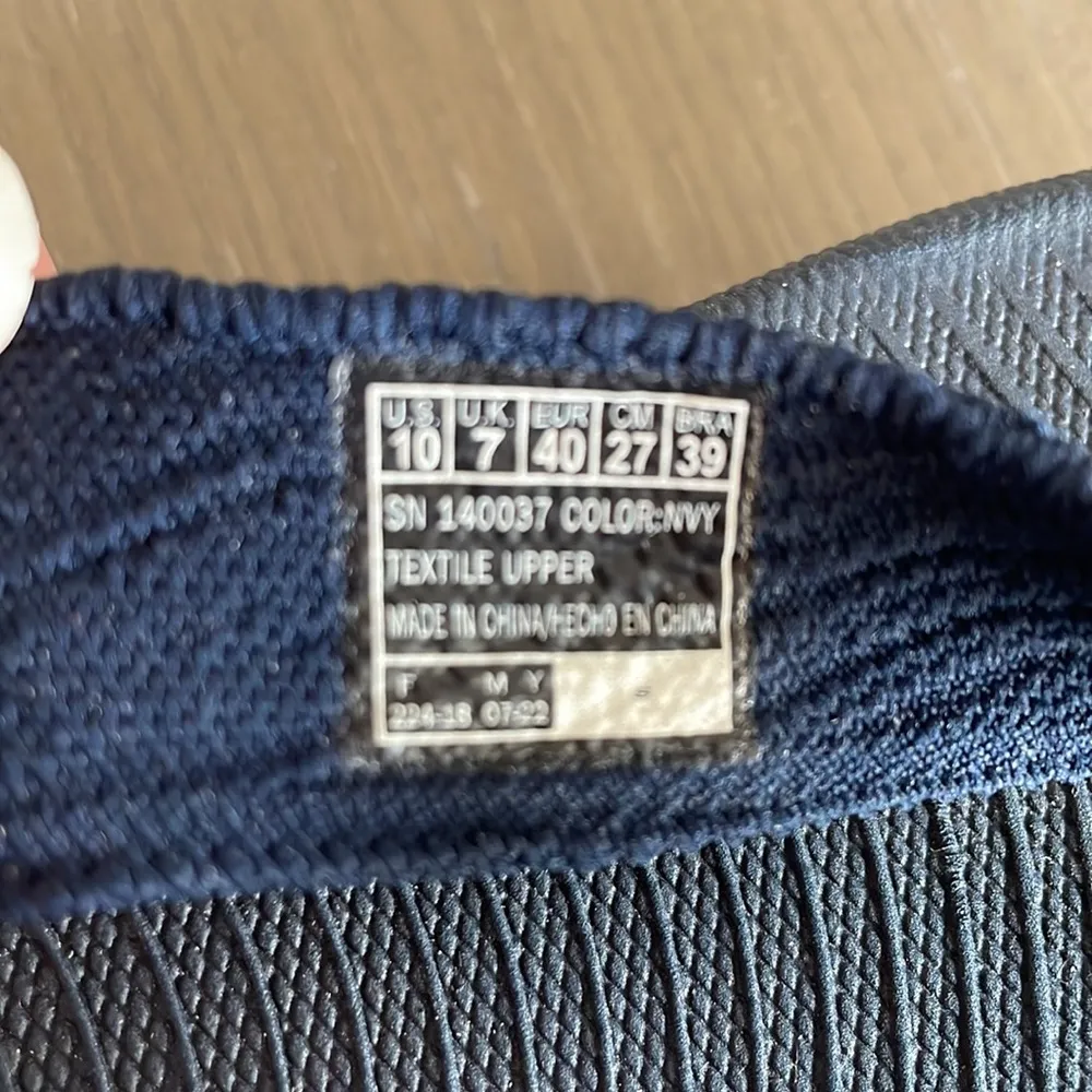 Skechers  Navy Blue Flip Flops - Image 9