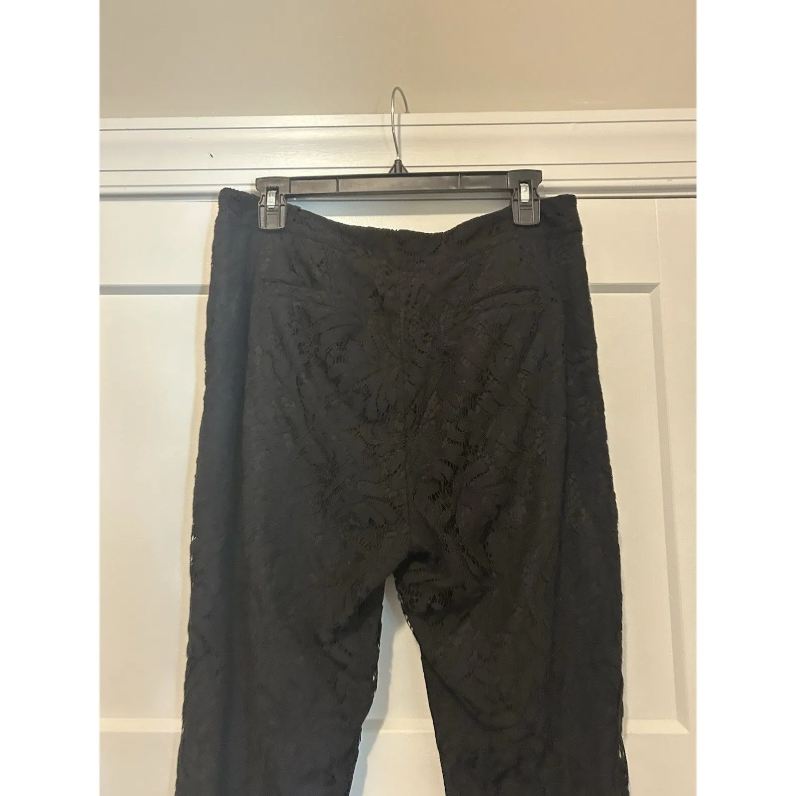 Crown & Ivy Pants Women’s Size 8 Black Lace Flat Front Tapered Leg Pockets Zip - Image 5