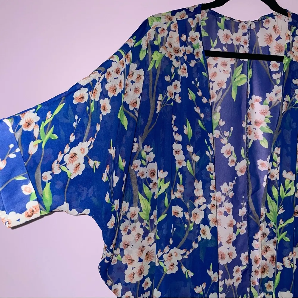 Chiffon Cardigan M Blue Floral Print Dolman Sleeve Open Front Swim Cover Up Size M - Image 7