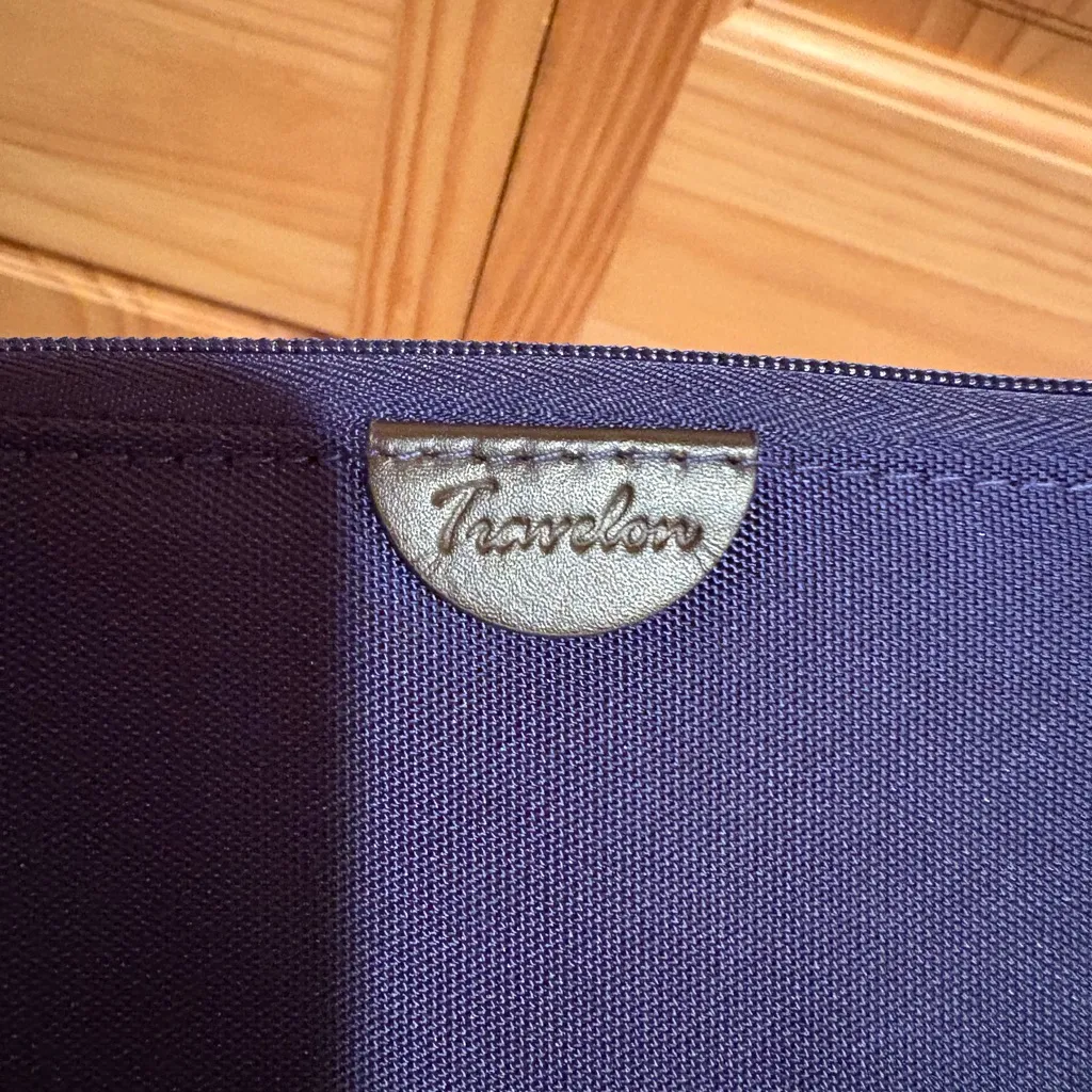 TRAVELON RFID blocking double zip clutch Wallet women’s - Image 8