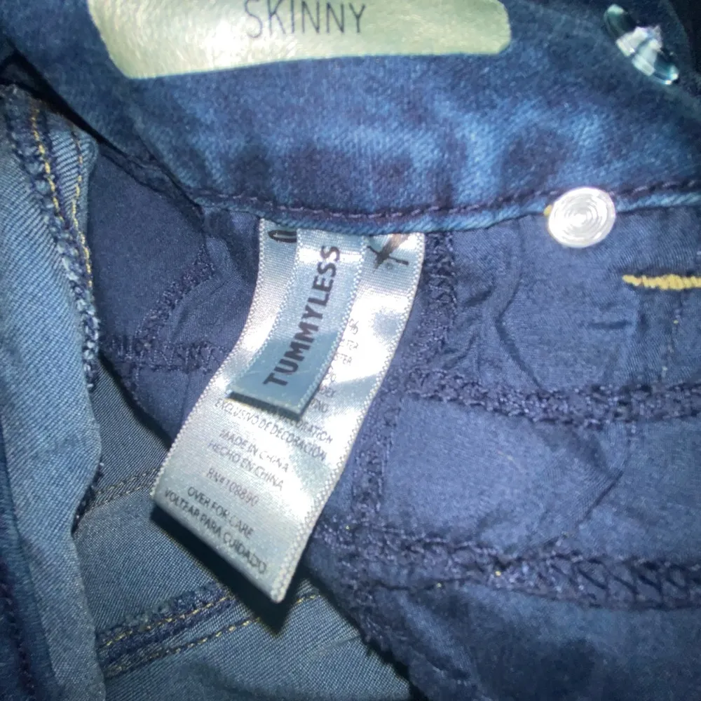 Seven 7 Skinny Tummyless size 4 - Image 5