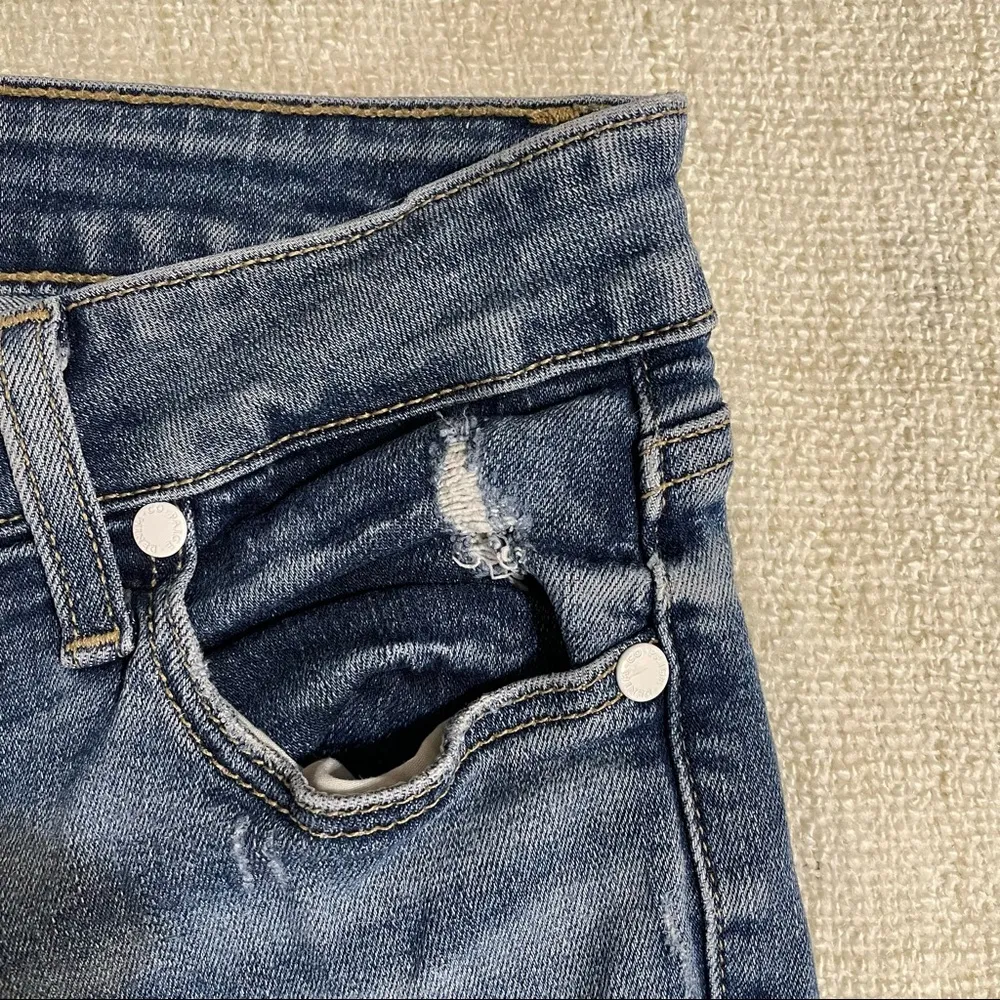 Paige Distressed/Shredded Verdugo Ankle Jeans - Image 6